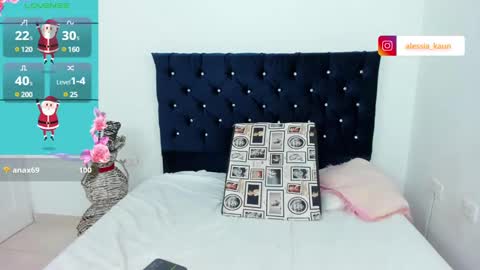 Snapshot of alessiakaunn chatting on December 19, 2024, 11:35 pm Alison online show from December 19, 2024, 11:35 pm