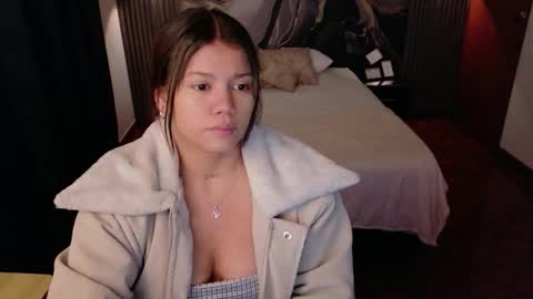 Snapshot of alessiamonroe_ chatting on February 24, 2026, 1:42 pm alessiamonroe_ online show from February 24, 2026, 1:42 pm