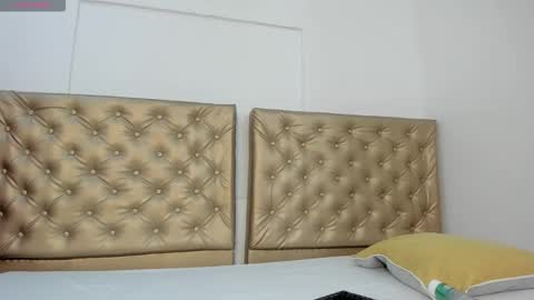 alessiiaa online show from November 18, 2025, 9:41 pm