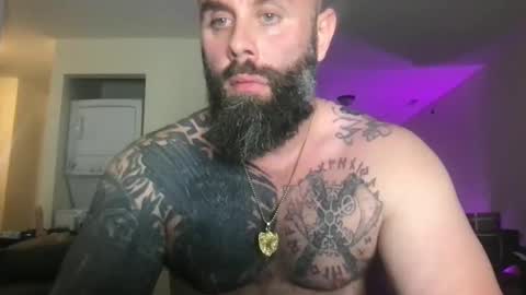 alesterwhite online show from October 9, 2025, 4:49 pm