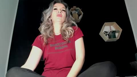 alesys69 online show from April 15, 2026, 8:53 pm