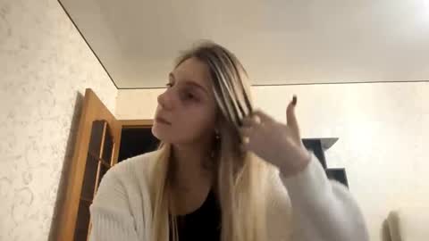 April online show from December 20, 2025, 7:48 am