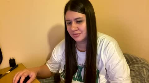 Snapshot of aletta_oushen chatting on January 29, 2025, 8:25 pm Aletta Oushen online show from January 29, 2025, 8:25 pm