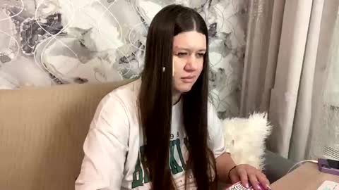 Snapshot of aletta_oushen chatting on February 5, 2025, 2:16 pm Aletta Oushen online show from February 5, 2025, 2:16 pm