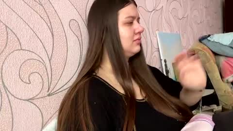 Snapshot of aletta_oushen chatting on February 9, 2025, 9:58 am Aletta Oushen online show from February 9, 2025, 9:58 am