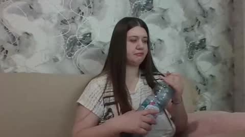 Snapshot of aletta_oushen chatting on March 6, 2025, 1:14 pm Aletta Oushen online show from March 6, 2025, 1:14 pm