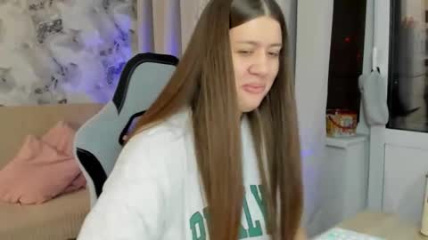 Snapshot of aletta_oushen chatting on October 4, 2025, 2:59 pm Aletta Oushen online show from October 4, 2025, 2:59 pm