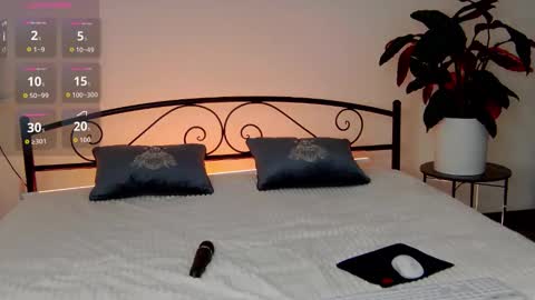 Snapshot of alettabellini chatting on September 26, 2025, 8:13 pm Emi online show from September 26, 2025, 8:13 pm