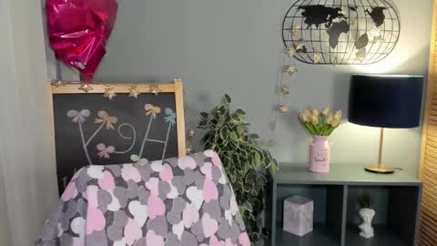 Snapshot of alettablacck chatting on November 5, 2025, 1:05 am alettablacck online show from November 5, 2025, 1:05 am