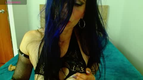 alettallove online show from May 18, 2026, 2:45 pm