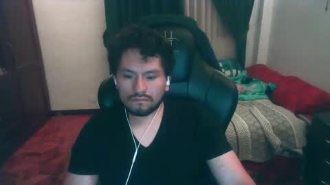 Snapshot of alevil_97 chatting on March 16, 2026, 5:44 am Alejo online show from March 16, 2026, 5:44 am