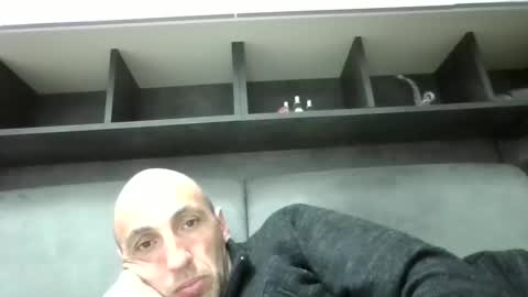 Snapshot of alex120475 chatting on February 26, 2025, 8:44 pm alex120475 online show from February 26, 2025, 8:44 pm