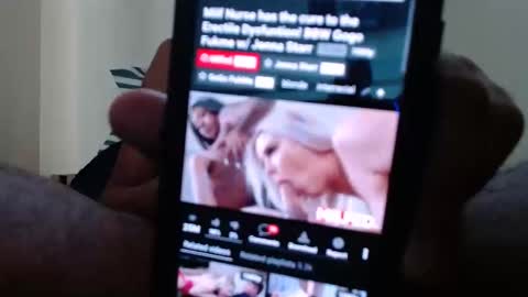 Snapshot of alex55191955 chatting on November 19, 2025, 9:37 pm alex55191955 online show from November 19, 2025, 9:37 pm