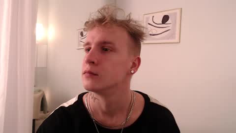 Snapshot of alex__sweet chatting on May 18, 2026, 4:40 am your Alex online show from May 18, 2026, 4:40 am