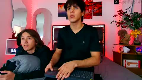 Snapshot of alex_and_fabian chatting on December 18, 2024, 6:57 pm sneider online show from December 18, 2024, 6:57 pm