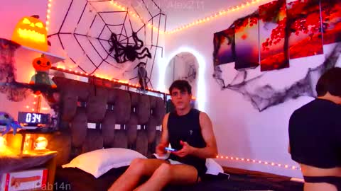 Snapshot of alex_and_fabian chatting on October 17, 2025, 8:11 pm sneider online show from October 17, 2025, 8:11 pm