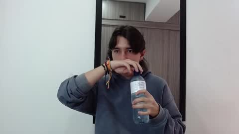 Snapshot of alex_connorr chatting on February 19, 2025, 3:49 pm alex_connorr online show from February 19, 2025, 3:49 pm