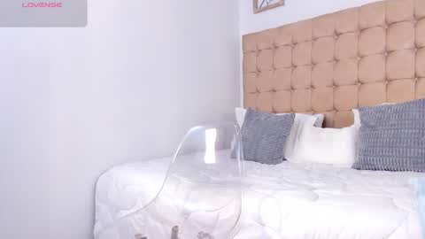 alex online show from November 24, 2025, 11:10 am