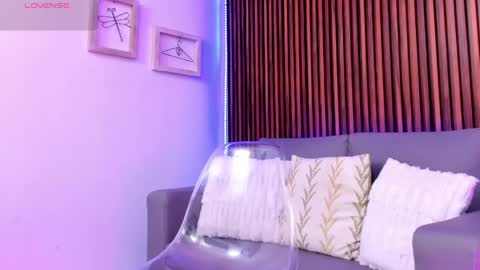 Snapshot of alex_cute77 chatting on May 1, 2026, 12:21 pm alex online show from May 1, 2026, 12:21 pm