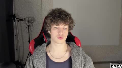 Alexander online show from December 3, 2025, 10:08 pm