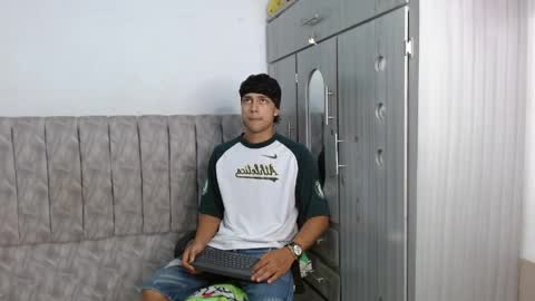 alex online show from April 10, 2026, 10:36 pm