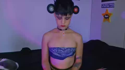 Alex online show from September 19, 2025, 10:21 pm