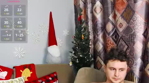 Snapshot of alex_onelove chatting on December 16, 2024, 10:34 pm Alex online show from December 16, 2024, 10:34 pm