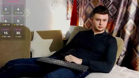 Snapshot of alex_onelove chatting on January 20, 2025, 9:22 pm Alex online show from January 20, 2025, 9:22 pm