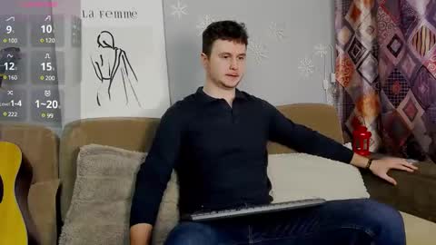 Snapshot of alex_onelove chatting on February 10, 2025, 7:04 am Alex online show from February 10, 2025, 7:04 am