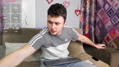 Snapshot of alex_onelove chatting on February 20, 2025, 5:55 am Alex online show from February 20, 2025, 5:55 am