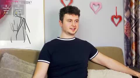 Snapshot of alex_onelove chatting on February 26, 2025, 3:41 pm Alex online show from February 26, 2025, 3:41 pm