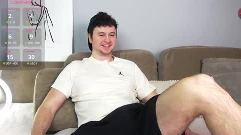 Snapshot of alex_onelove chatting on March 10, 2025, 6:27 am Alex online show from March 10, 2025, 6:27 am