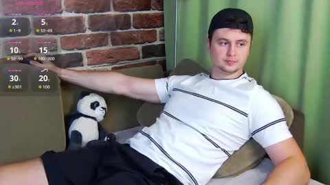 Snapshot of alex_onelove chatting on October 20, 2025, 7:31 am Alex online show from October 20, 2025, 7:31 am