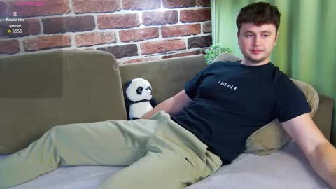 Snapshot of alex_onelove chatting on October 26, 2025, 7:58 am Alex online show from October 26, 2025, 7:58 am