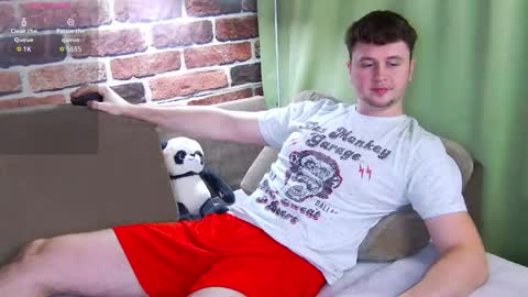 Snapshot of alex_onelove chatting on November 12, 2025, 7:53 am Alex online show from November 12, 2025, 7:53 am