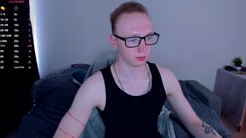 alex_silent online show from April 6, 2026, 7:53 am