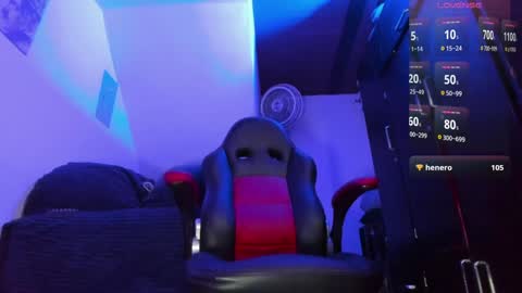 Snapshot of alex_smith0 chatting on December 15, 2024, 1:13 am online show from December 15, 2024, 1:13 am