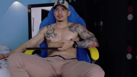 alex_sthorm online show from February 25, 2026, 4:00 am