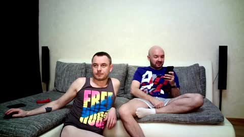 Alex and Tobey online show from February 22, 2026, 4:24 am