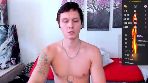 Alex WandHot online show from October 23, 2025, 6:34 am