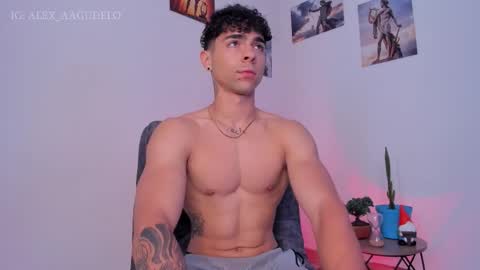 Snapshot of alex_zt chatting on November 16, 2025, 7:19 pm x online show from November 16, 2025, 7:19 pm