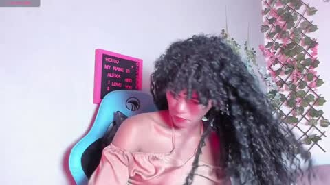 Snapshot of alexa_cutee chatting on January 10, 2025, 2:46 am Dani online show from January 10, 2025, 2:46 am