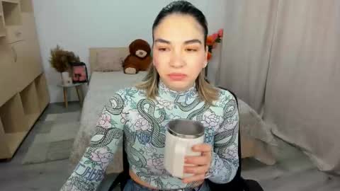 Snapshot of alexa_dolly chatting on March 3, 2026, 7:14 am Alexa online show from March 3, 2026, 7:14 am