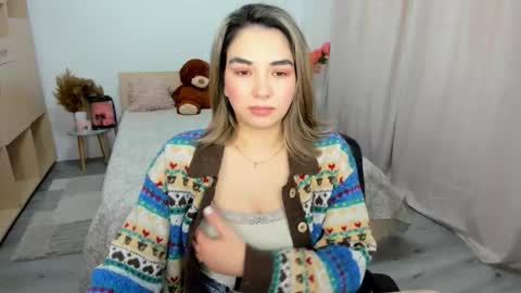 Snapshot of alexa_dolly chatting on March 4, 2026, 6:41 am Alexa online show from March 4, 2026, 6:41 am