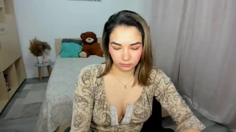 Snapshot of alexa_dolly chatting on March 31, 2026, 6:58 am Alexa online show from March 31, 2026, 6:58 am