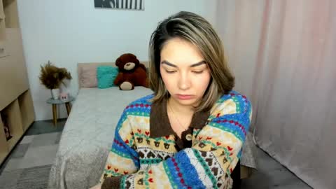 Snapshot of alexa_dolly chatting on April 17, 2026, 8:17 am Alexa online show from April 17, 2026, 8:17 am