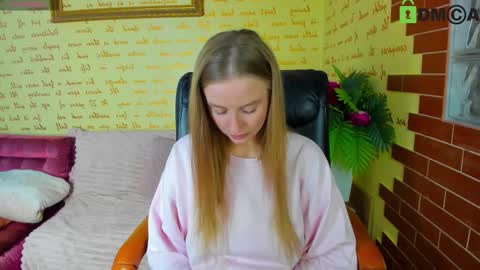 Snapshot of alexa_glory chatting on November 9, 2025, 1:53 pm Alexa online show from November 9, 2025, 1:53 pm