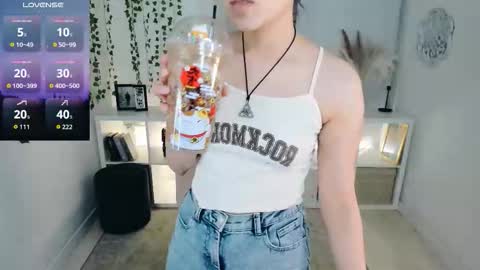 alexa_lexi online show from November 18, 2025, 4:00 pm