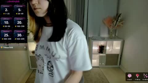Snapshot of alexa_lexi chatting on May 20, 2026, 10:54 am alexa_lexi online show from May 20, 2026, 10:54 am