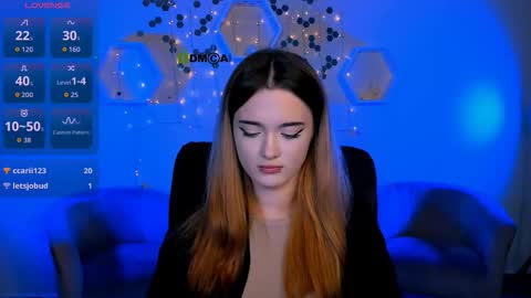 alexa_night_ online show from November 18, 2025, 10:03 pm